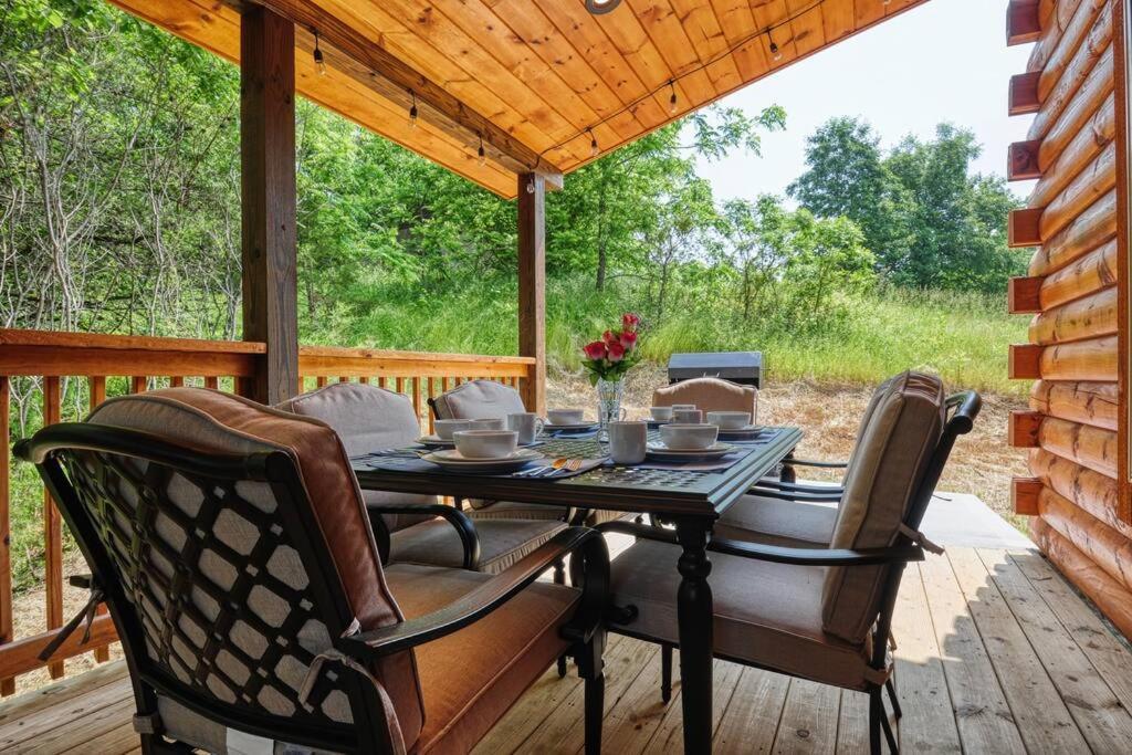 Adventure Retreat/Cabin/Pool+Hot Tub/Game Room+Theater Sevierville Esterno foto