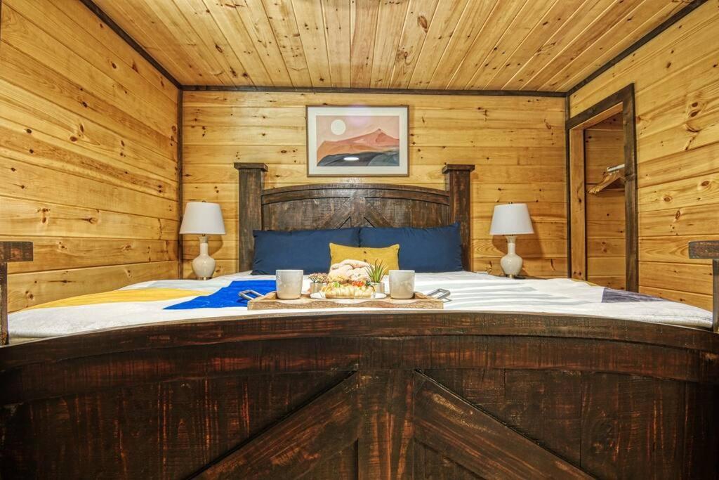 Adventure Retreat/Cabin/Pool+Hot Tub/Game Room+Theater Sevierville Esterno foto