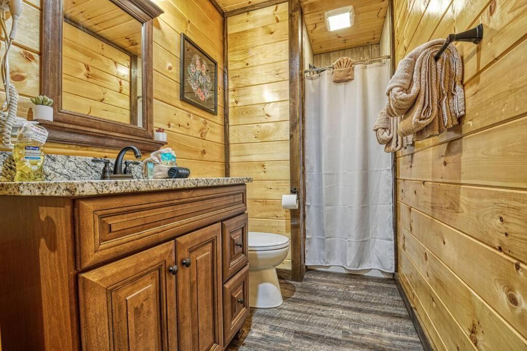 Adventure Retreat/Cabin/Pool+Hot Tub/Game Room+Theater Sevierville Esterno foto